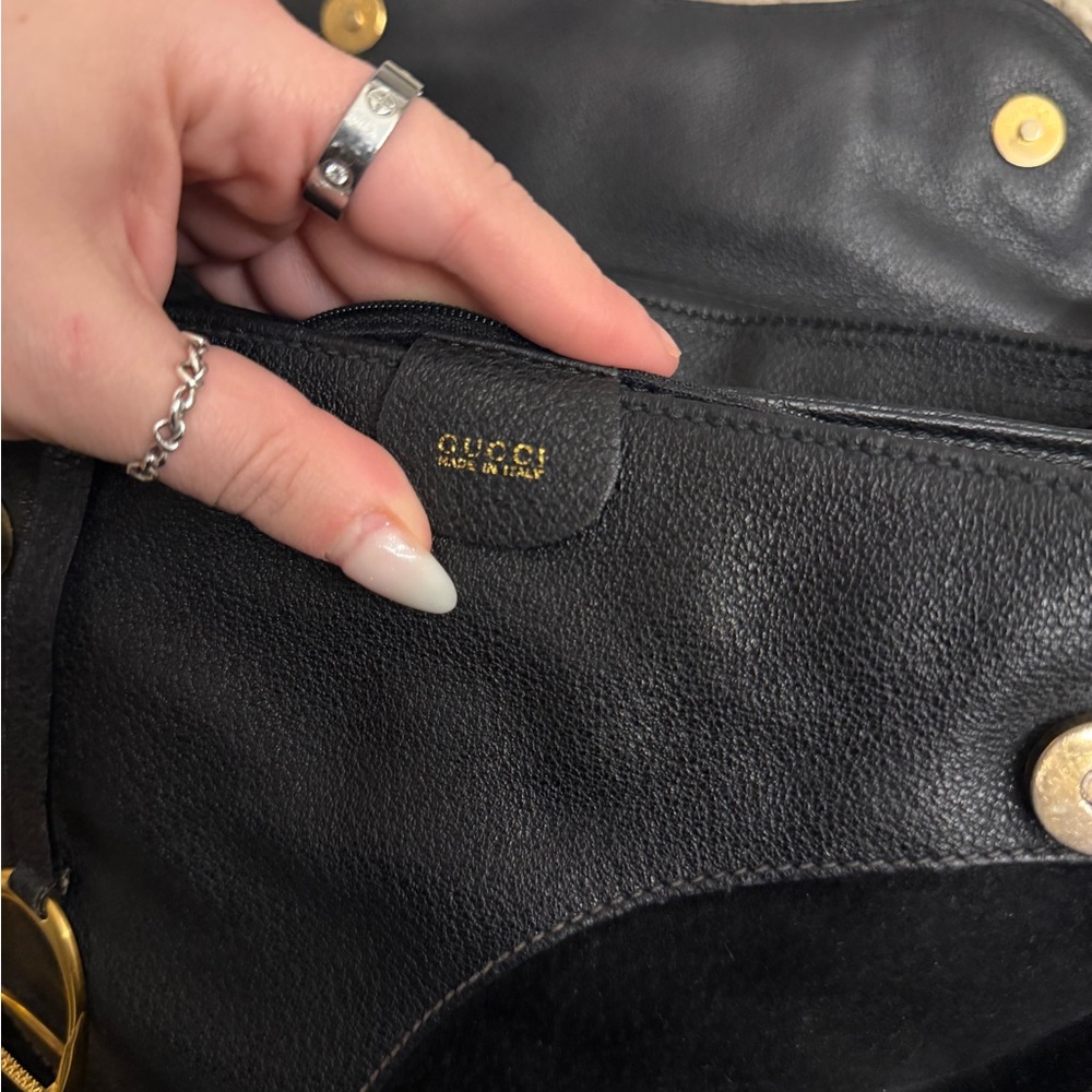 Gucci Vintage Black Shoulder Bag with Gold Detail - Picture 7 of 8